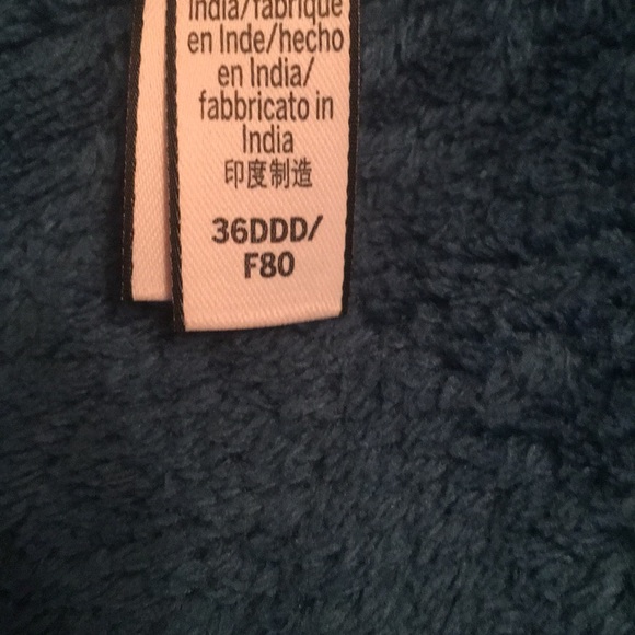 Victoria’s Secret bra - Picture 3 of 3